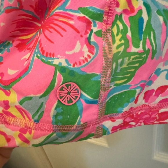 EUC Lilly Pulitzer Renay tank UPF 50+ in Journey to the Jungle - Picture 7 of 7